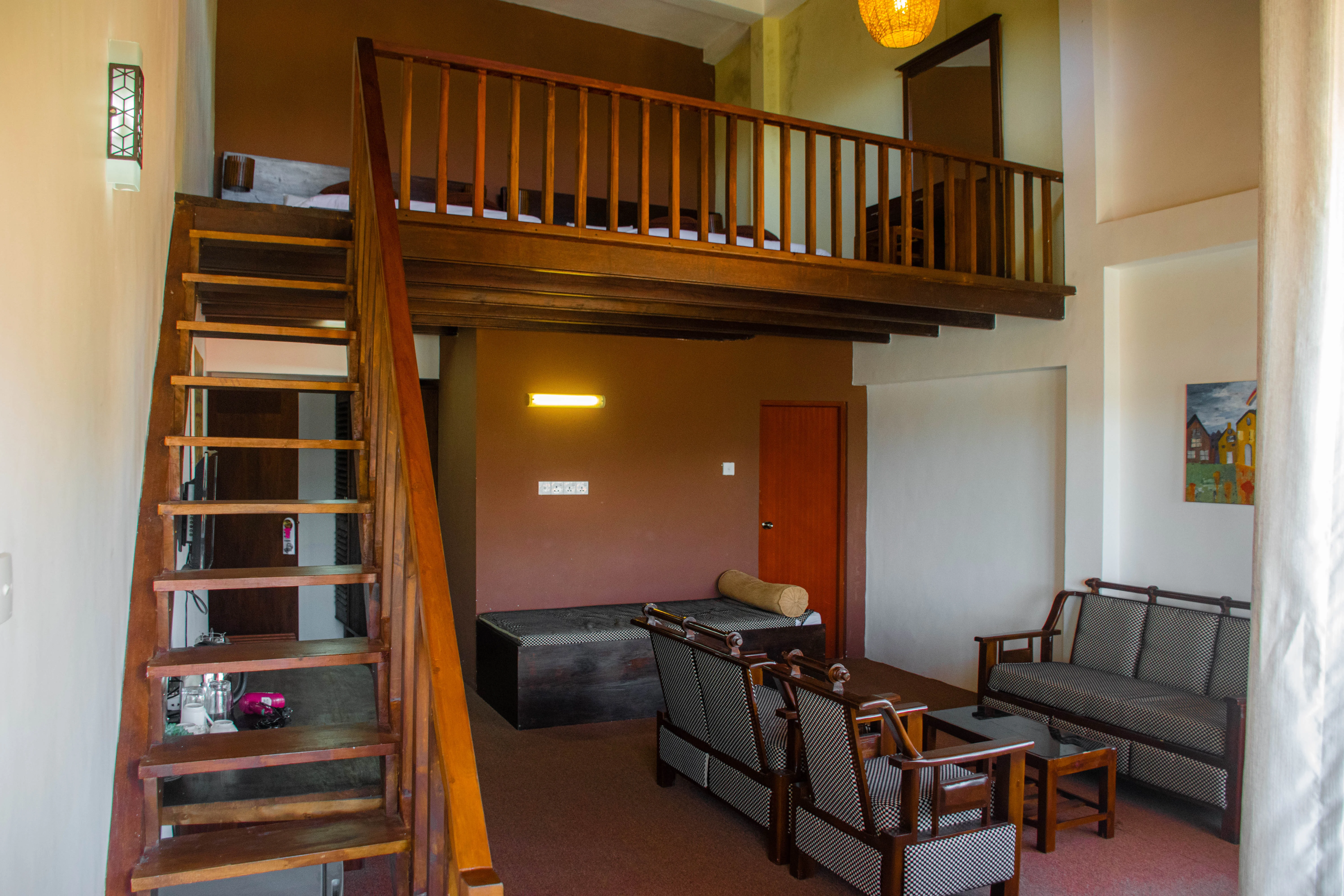 Duplex suite with balcony & mountain view